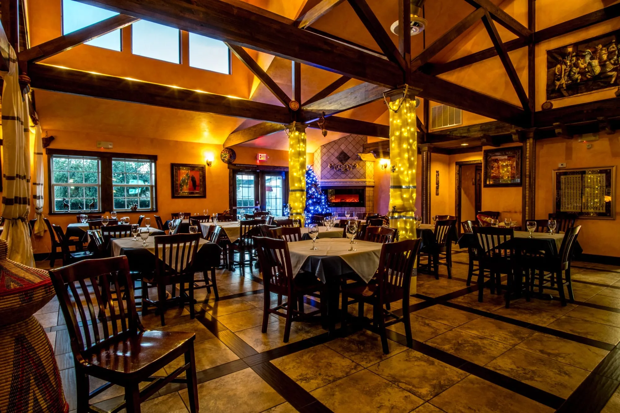The main dining room at Blue Nile at River Oaks